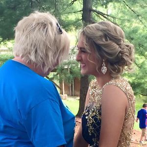 Meet your Posher, Kay